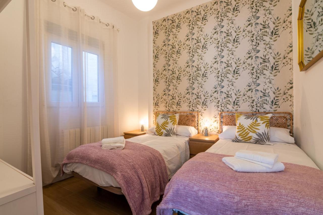 Tuguest Plaza Pescaderia - Catedral Apartment Гранада Екстериор снимка